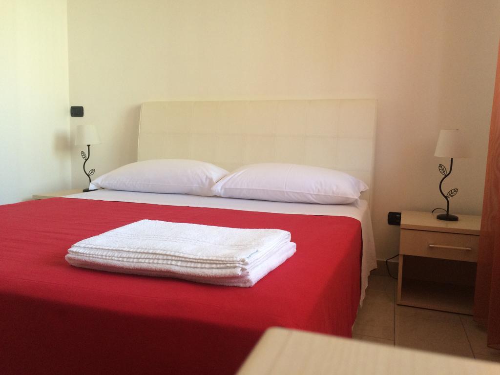 Twin Towers Rooms Lecce Ngoại thất bức ảnh