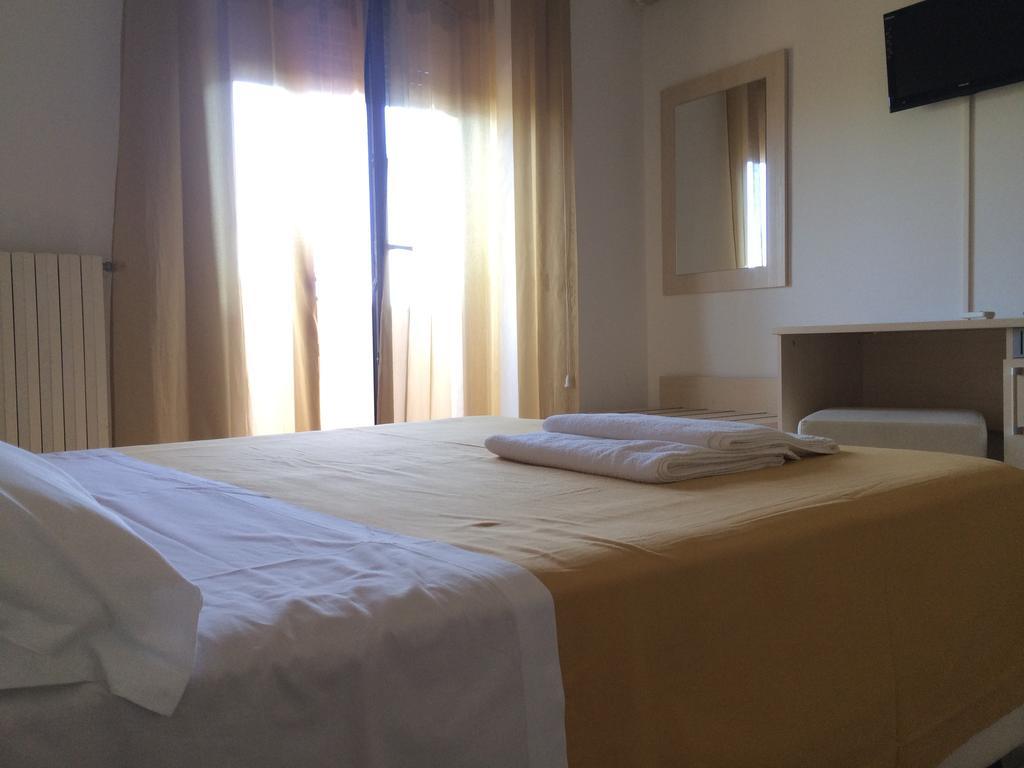 Twin Towers Rooms Lecce Ngoại thất bức ảnh