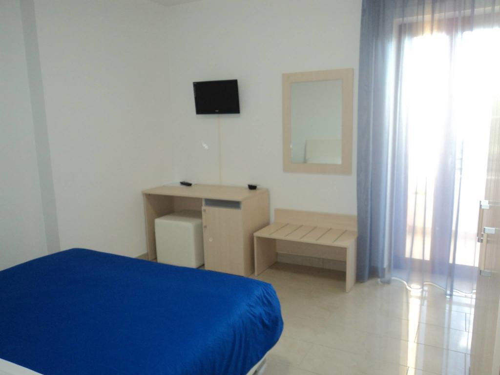 Twin Towers Rooms Lecce Ngoại thất bức ảnh